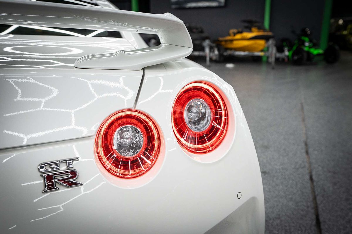 2016 Nissan GT-R Premium R35