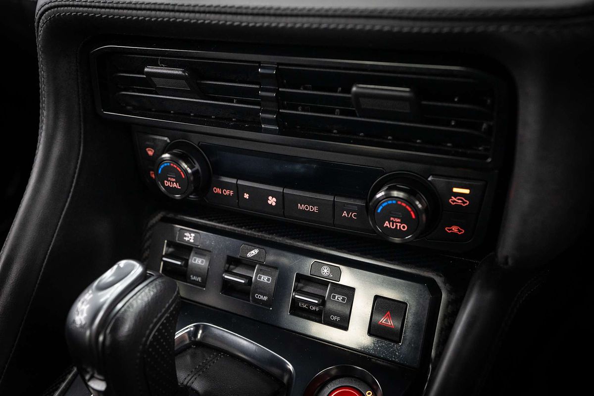 2016 Nissan GT-R Premium R35