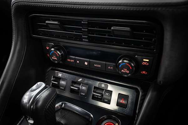 2016 Nissan GT-R Premium R35