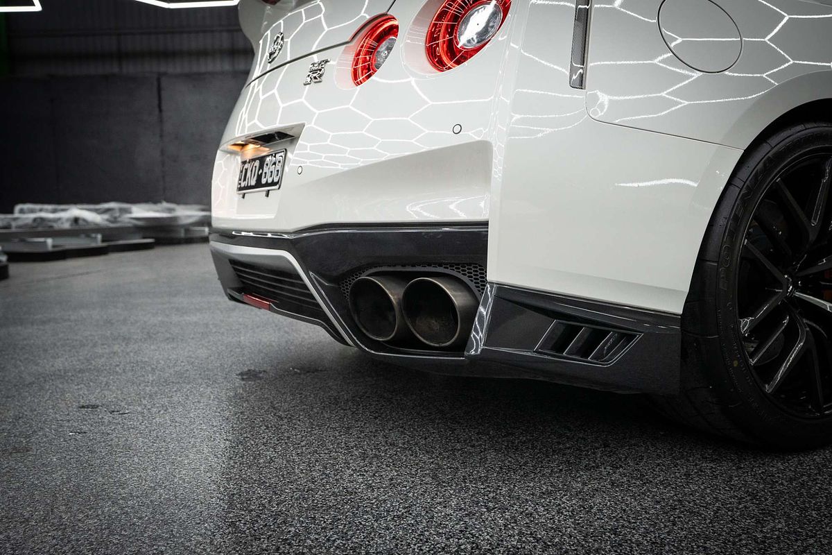 2016 Nissan GT-R Premium R35