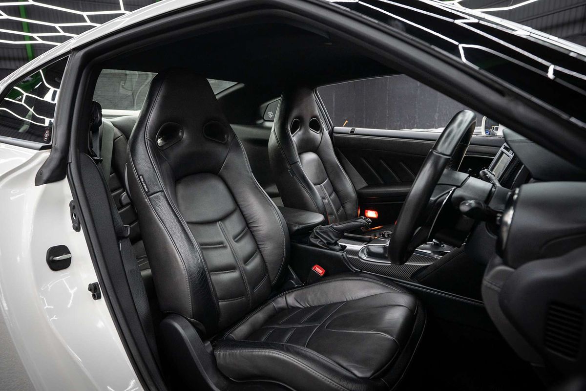 2016 Nissan GT-R Premium R35