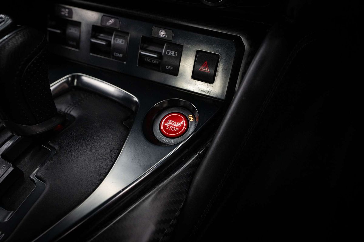 2016 Nissan GT-R Premium R35