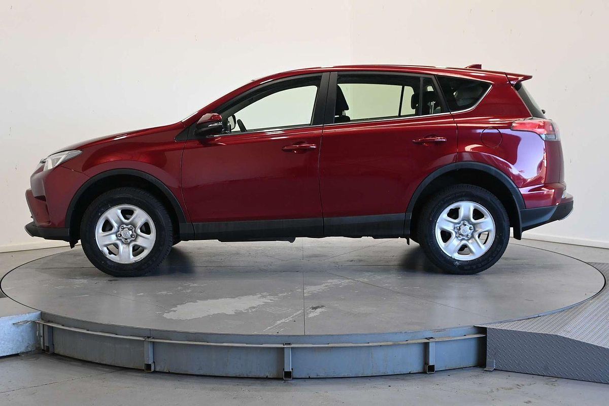 2017 Toyota RAV4 GX ZSA42R