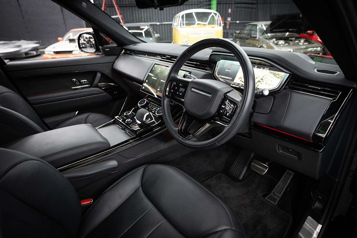 2023 Land Rover Range Rover Sport D300 Dynamic SE L461