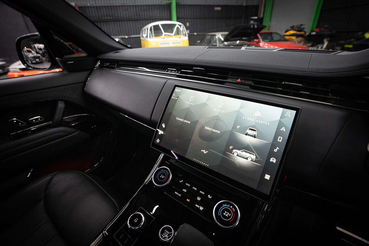 2023 Land Rover Range Rover Sport D300 Dynamic SE L461