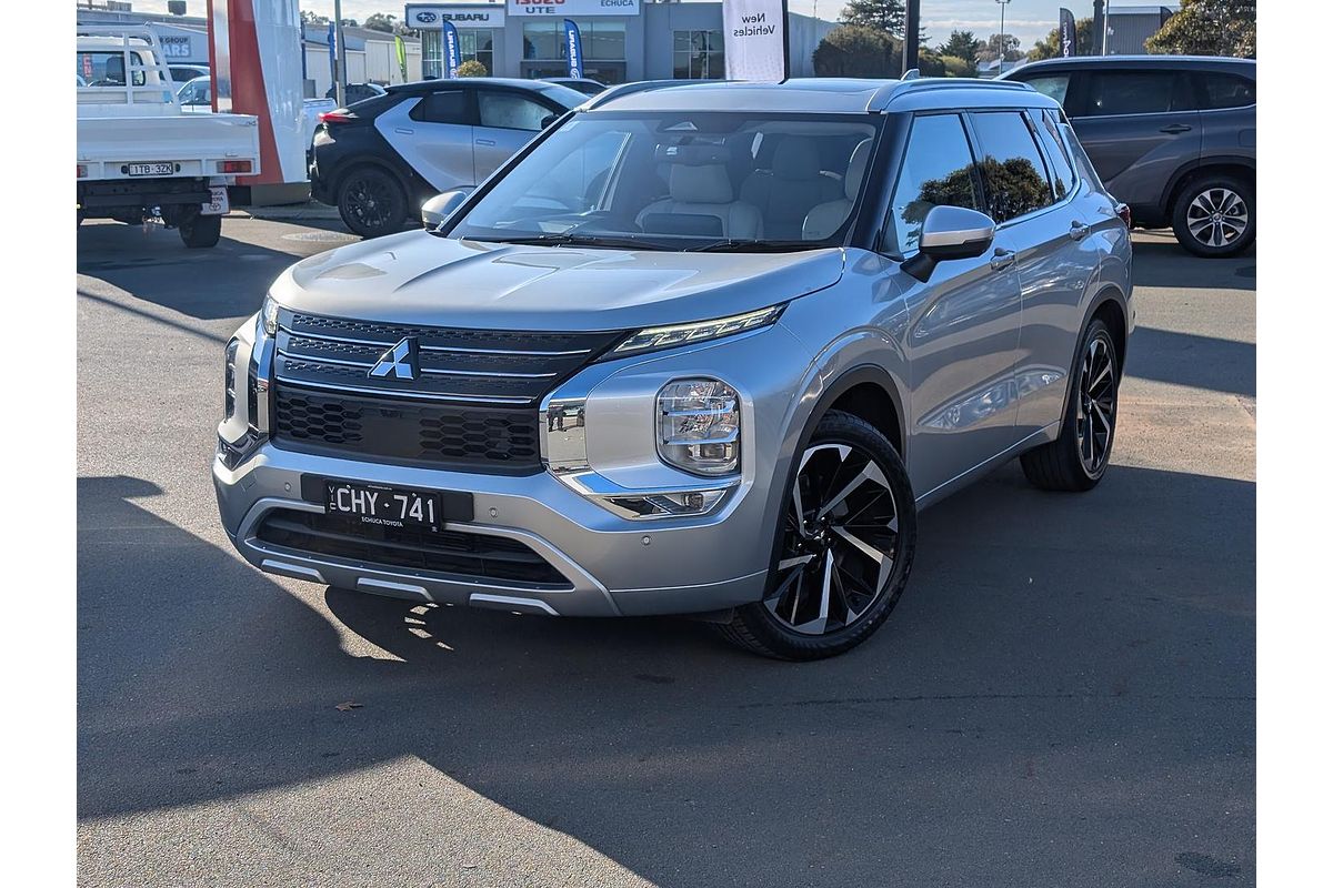 2022 Mitsubishi OUTLANDER OUTLANDER EXCEED 7 SEAT (AWD) ZM4E46
