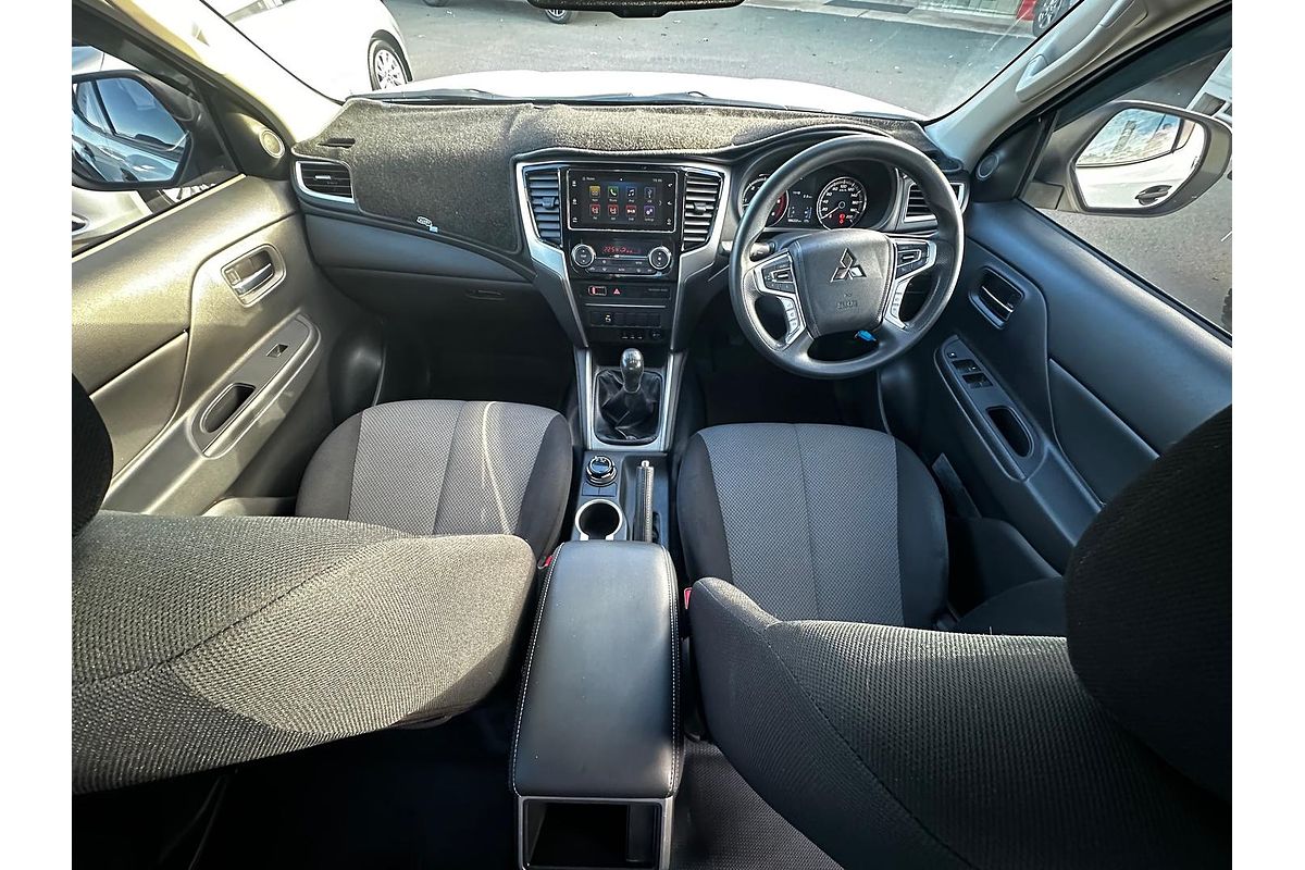 2019 Mitsubishi TRITON TRITON GLX PLUS (4x4) MR3S47 4X4