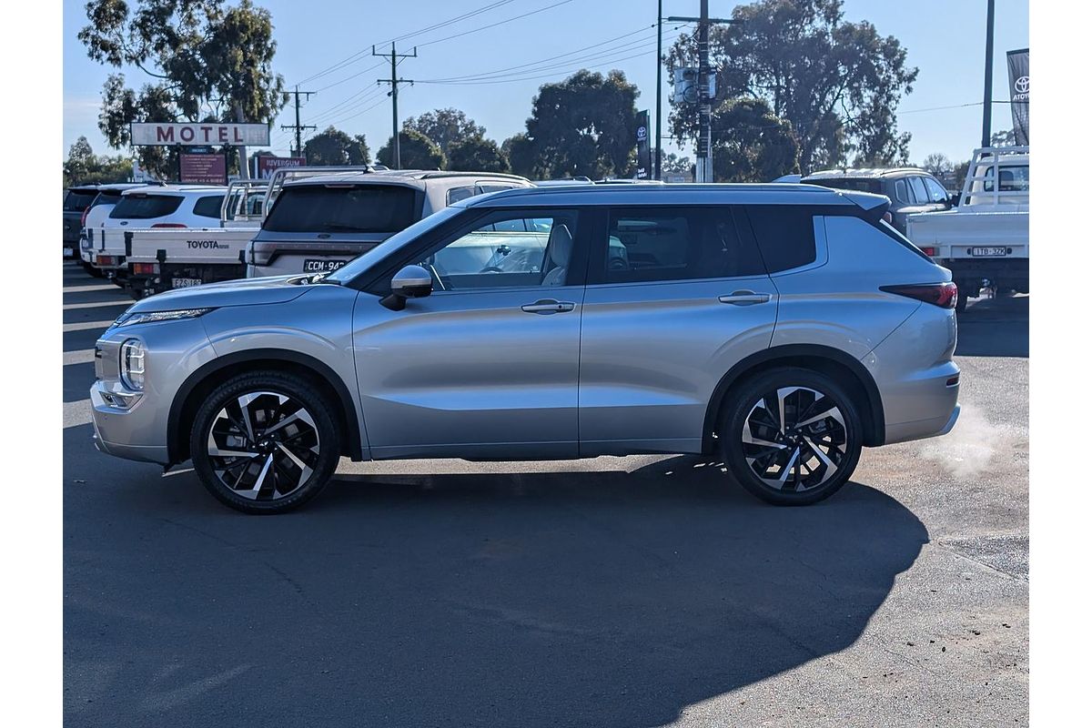 2022 Mitsubishi OUTLANDER OUTLANDER EXCEED 7 SEAT (AWD) ZM4E46