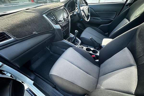 2019 Mitsubishi TRITON TRITON GLX PLUS (4x4) MR3S47 4X4