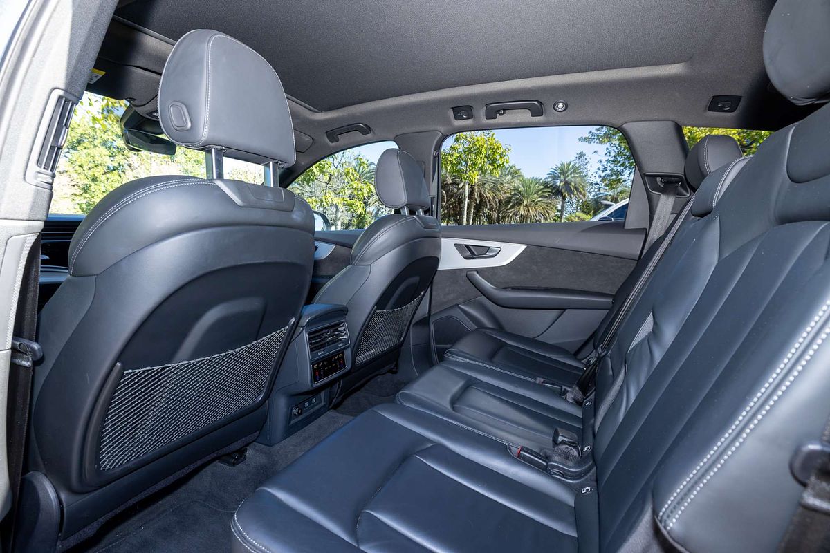 2020 Audi Q7 50 TDI S line 4M