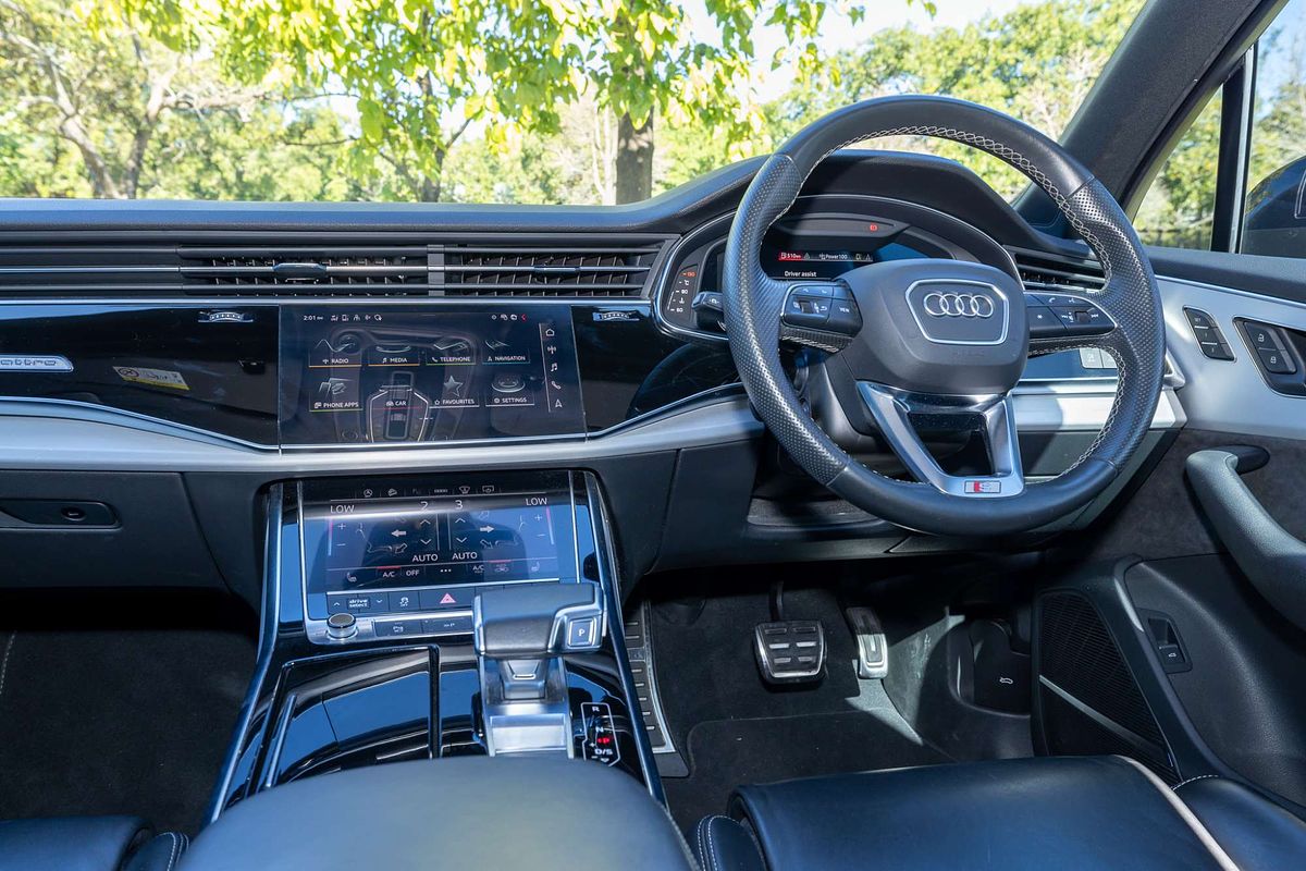 2020 Audi Q7 50 TDI S line 4M
