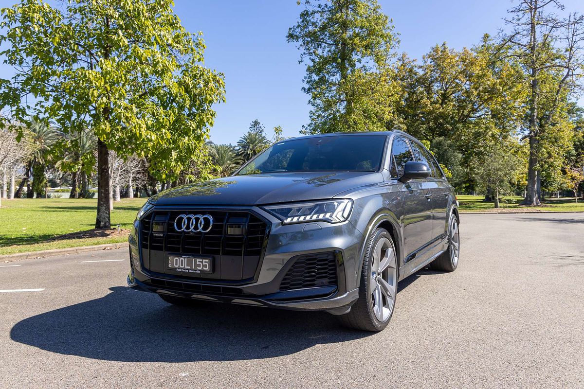 2020 Audi Q7 50 TDI S line 4M
