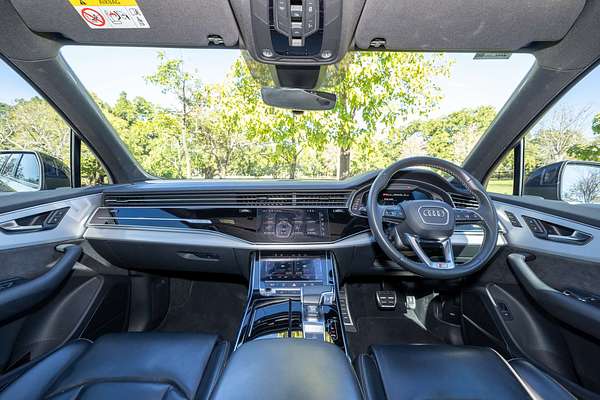 2020 Audi Q7 50 TDI S line 4M