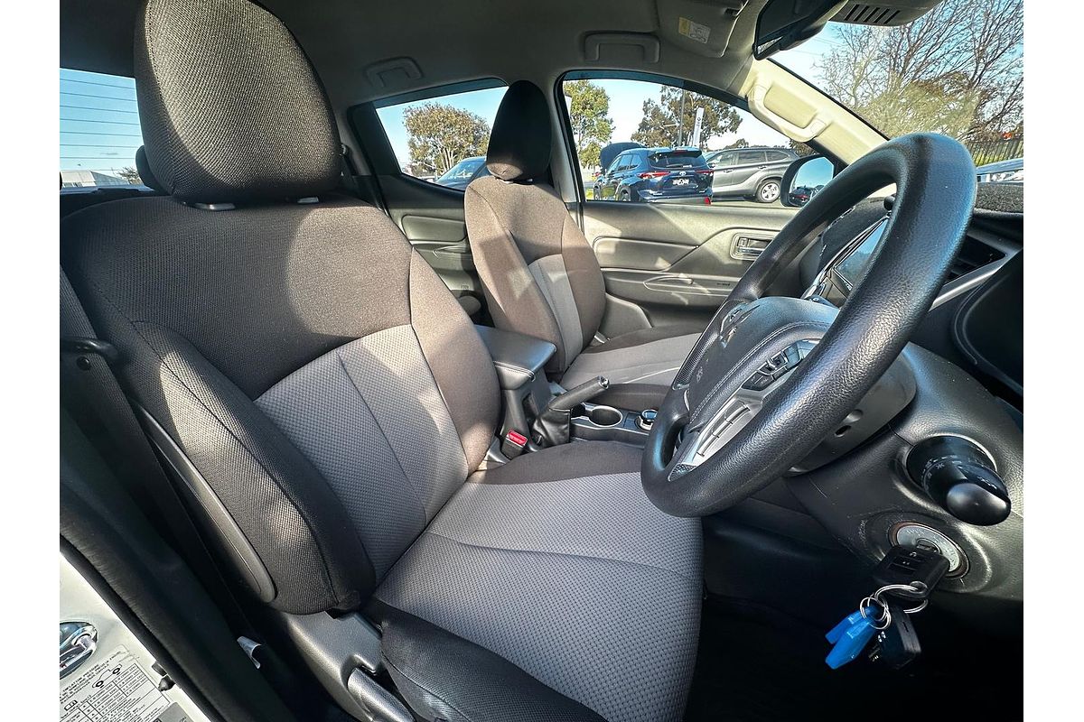 2019 Mitsubishi TRITON TRITON GLX PLUS (4x4) MR3S47 4X4