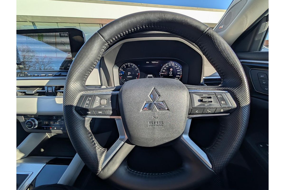 2022 Mitsubishi OUTLANDER OUTLANDER EXCEED 7 SEAT (AWD) ZM4E46