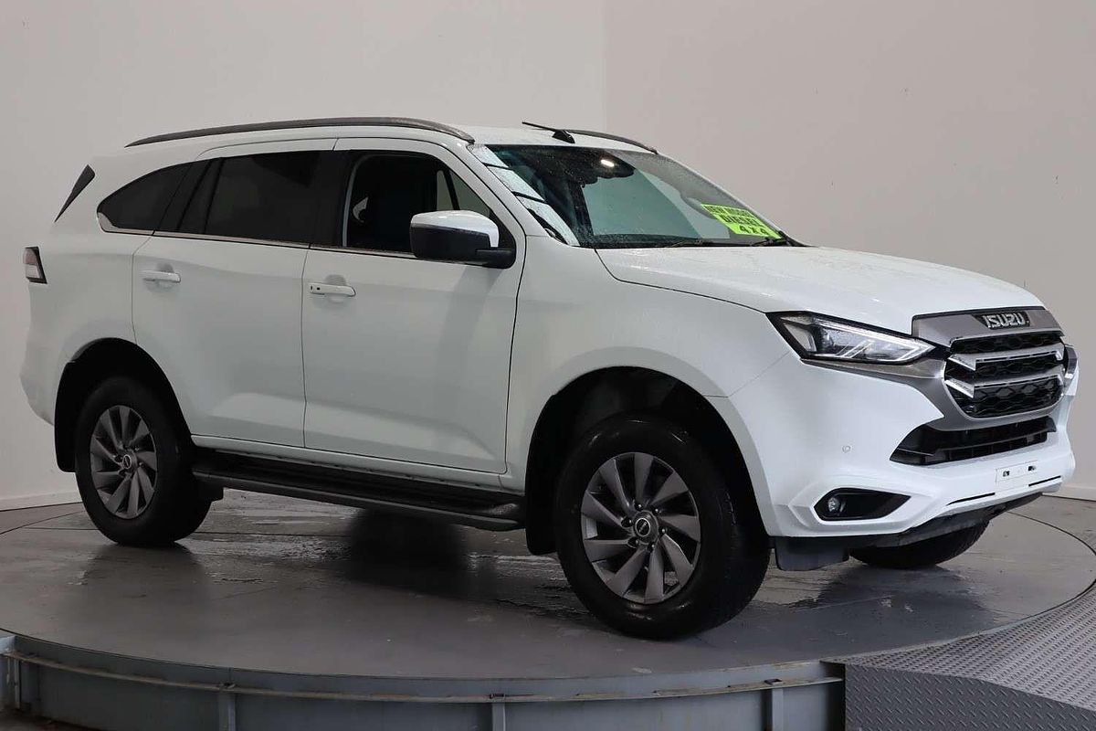 2022 Isuzu MU-X LS-U