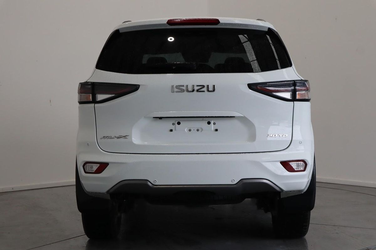 2022 Isuzu MU-X LS-U