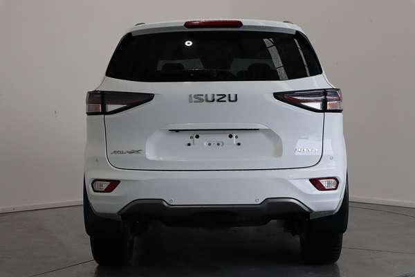 2022 Isuzu MU-X LS-U