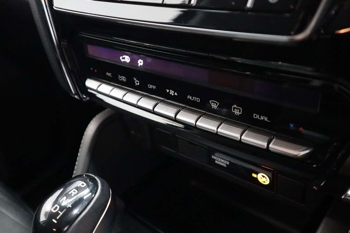 2022 Isuzu MU-X LS-U