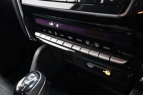 2022 Isuzu MU-X LS-U