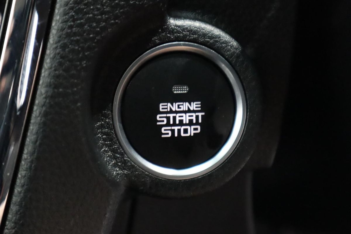 2022 Isuzu MU-X LS-U