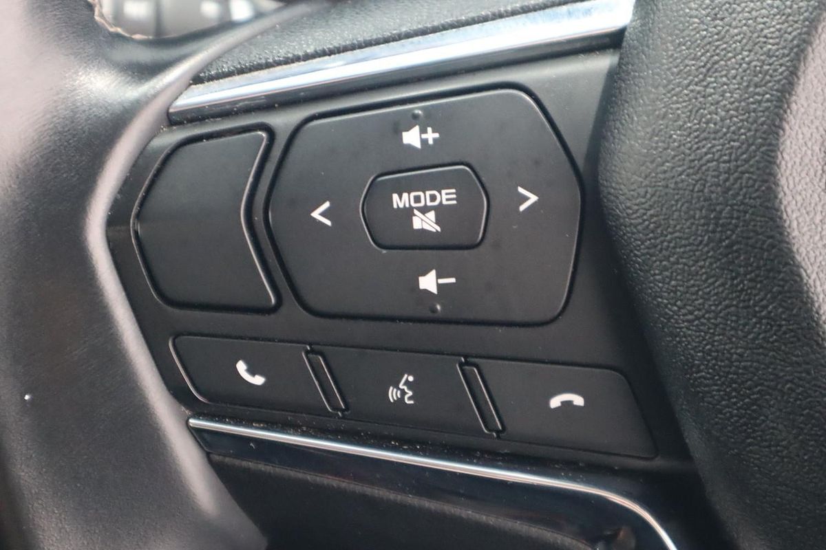 2022 Isuzu MU-X LS-U