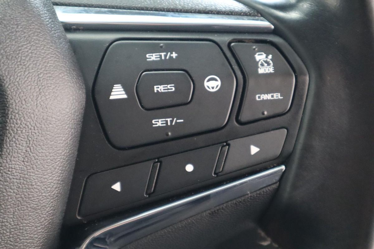 2022 Isuzu MU-X LS-U