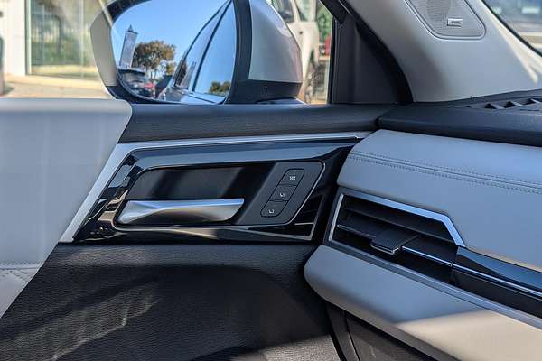 2022 Mitsubishi OUTLANDER OUTLANDER EXCEED 7 SEAT (AWD) ZM4E46