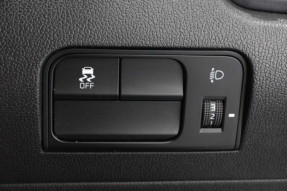 2023 Kia Sorento S MQ4