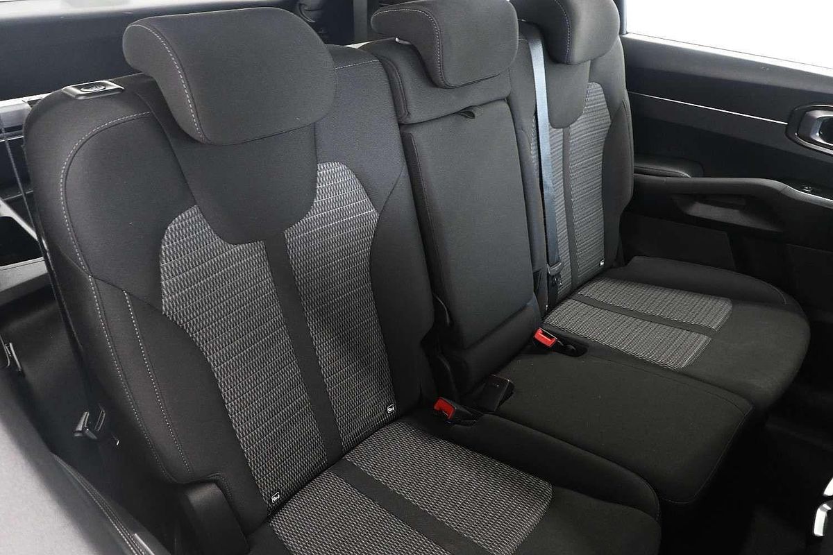 2023 Kia Sorento S MQ4