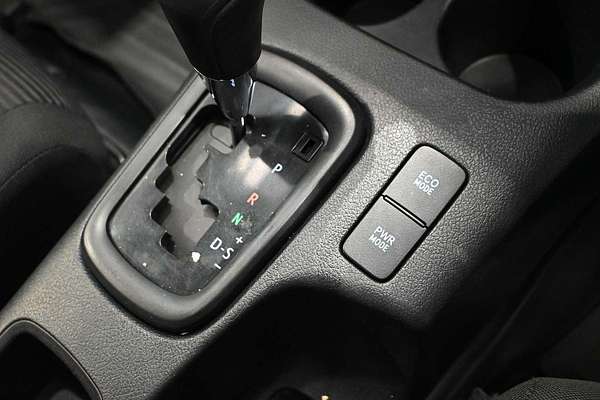 2018 Toyota Hilux SR GUN126R 4X4