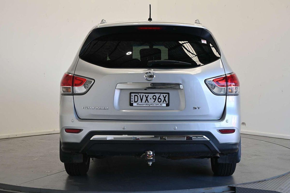 2016 Nissan Pathfinder ST R52