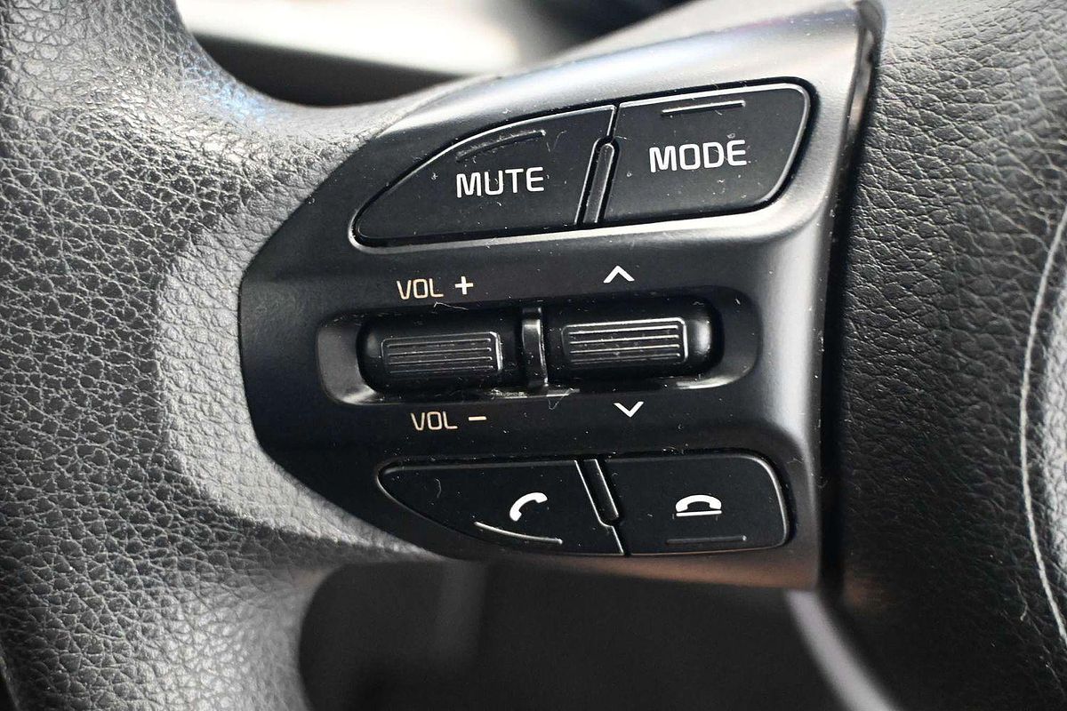 2017 Kia Rio S YB