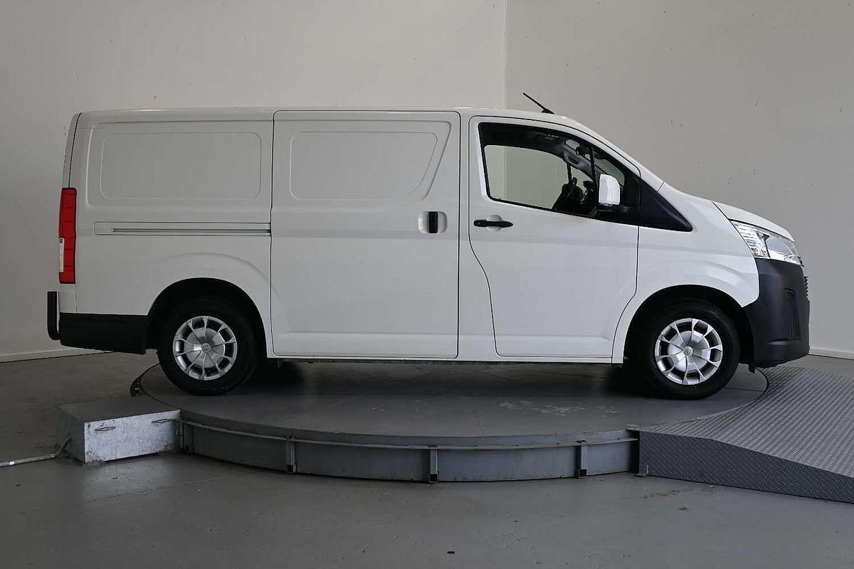 2021 Toyota Hiace GDH300R LWB