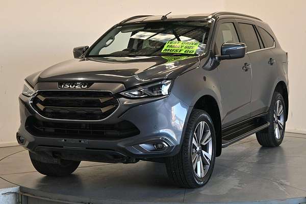 2022 Isuzu MU-X LS-T