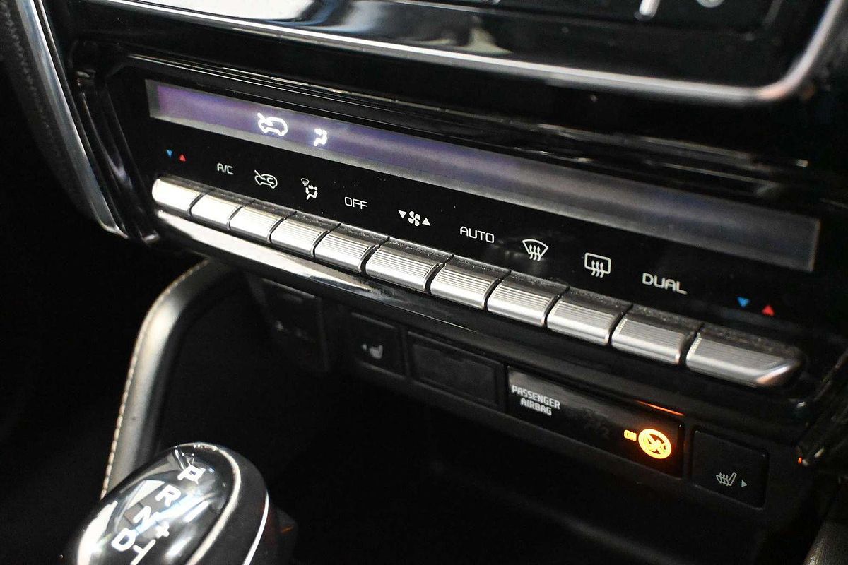 2022 Isuzu MU-X LS-T