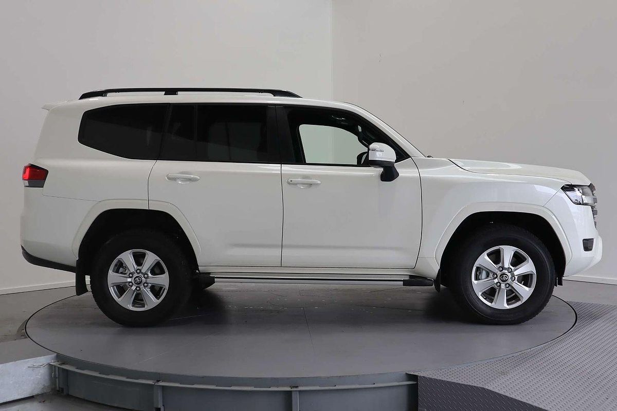 2023 Toyota Landcruiser GXL FJA300R