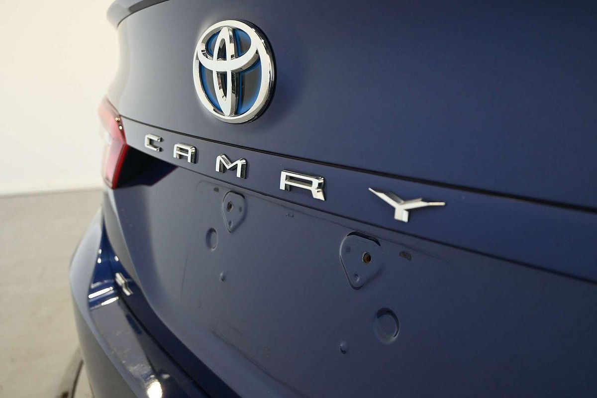 2018 Toyota Camry SL AXVH71R