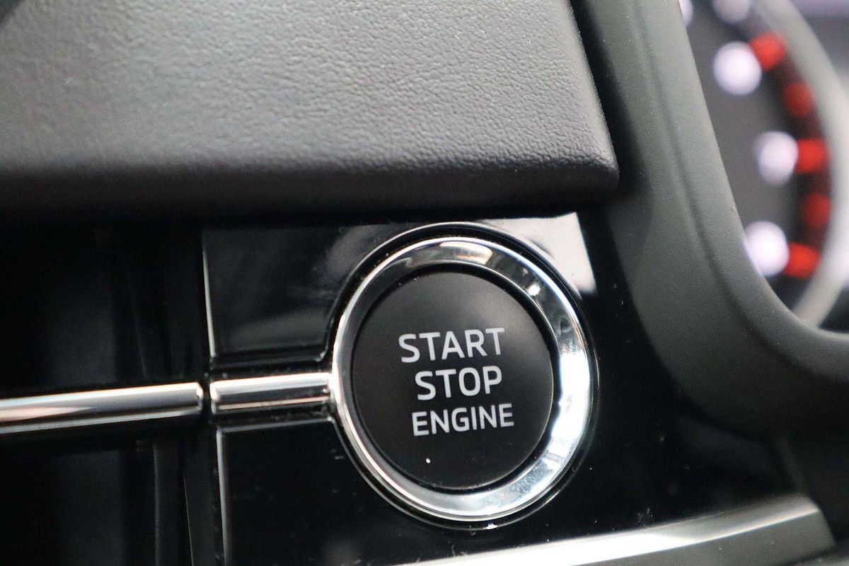 2023 Mitsubishi Outlander ES ZM