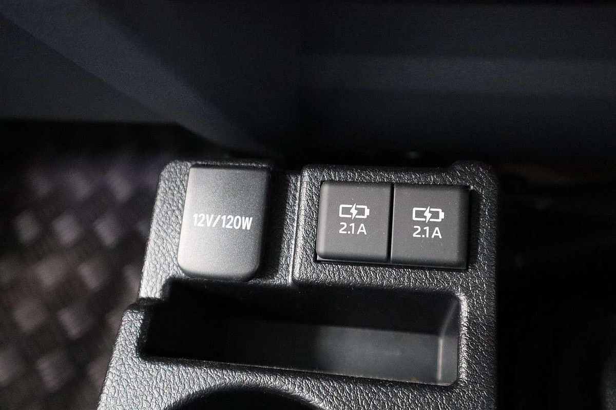 2021 Toyota Landcruiser GXL Troopcarrier VDJ78R