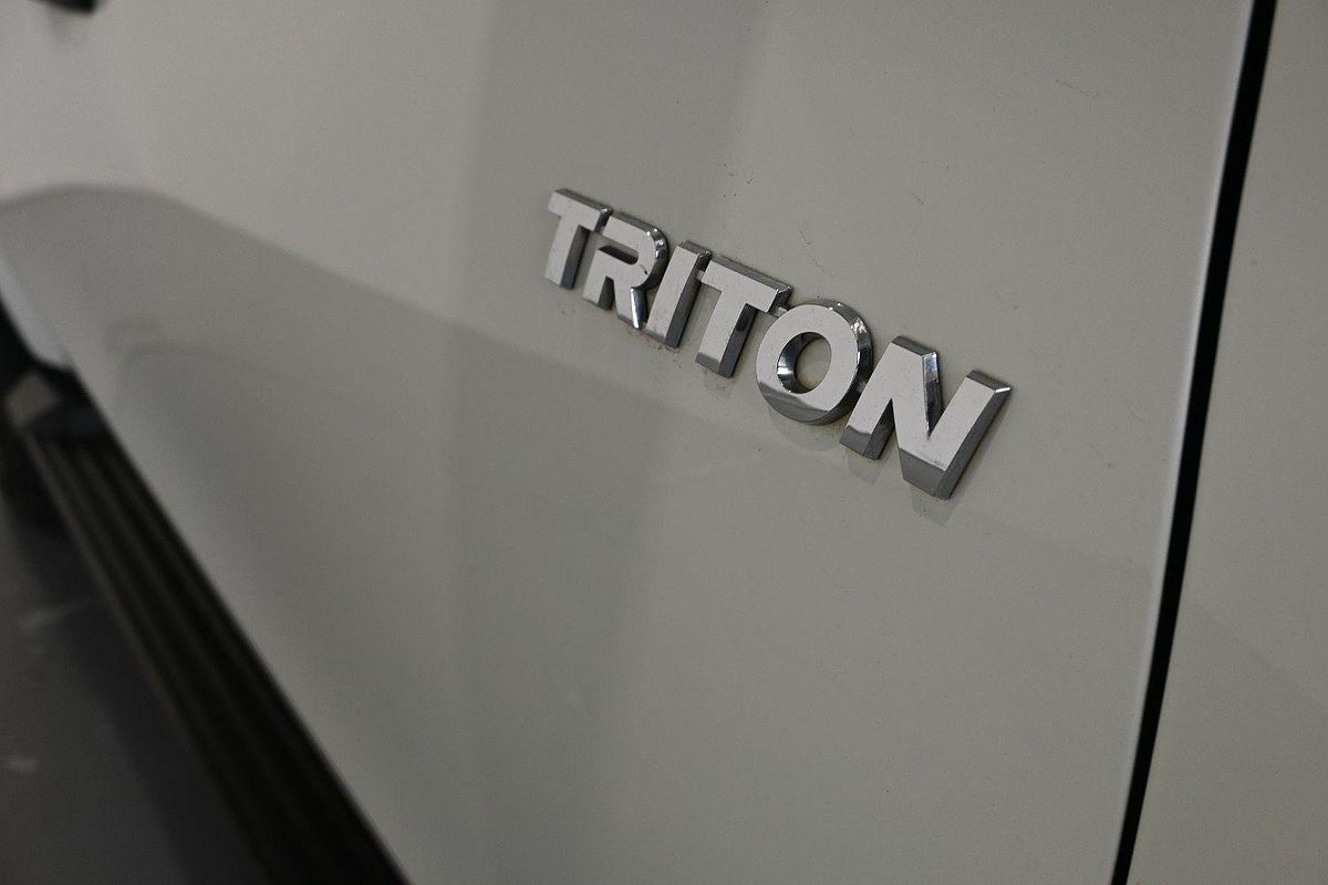 2021 Mitsubishi Triton GLX MR 4X4
