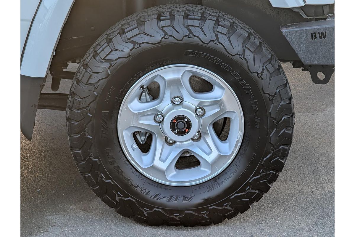 2023 Toyota LC Military LC Military GXL 4.5L T Diesel Manual Single C/Chassis VDJ79R 4X4