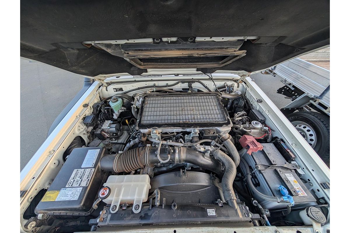 2023 Toyota LC Military LC Military GXL 4.5L T Diesel Manual Single C/Chassis VDJ79R 4X4