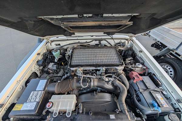 2023 Toyota LC Military LC Military GXL 4.5L T Diesel Manual Single C/Chassis VDJ79R 4X4