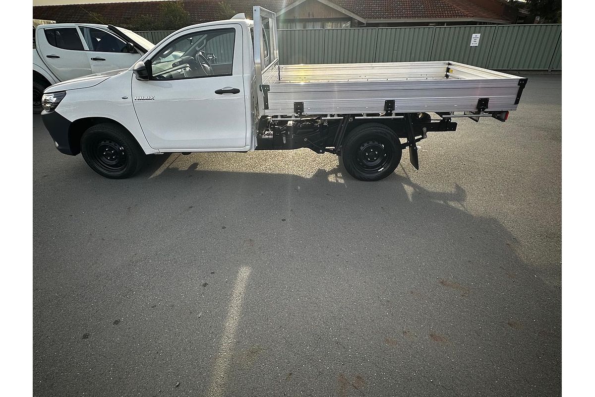 2022 Toyota Hilux Hilux 4x2 Workmate 2.7L Petrol Automatic Single Cab C/C TGN121R Rear Wheel Drive