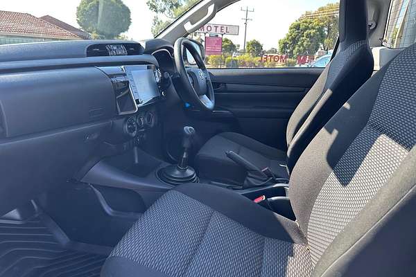 2021 Toyota Hilux Hilux 4x2 Workmate 2.4L T Diesel Manual Single Cab C/C GUN135R Rear Wheel Drive