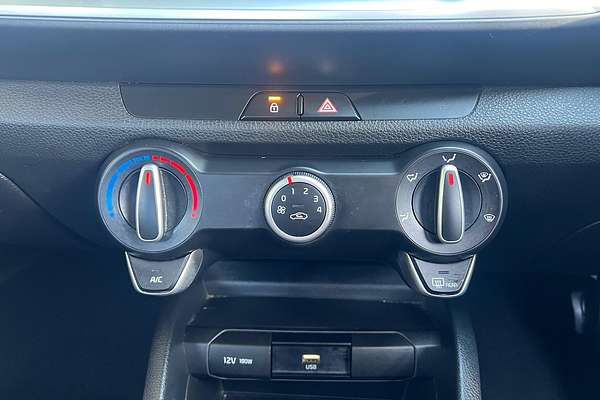 2022 Kia Stonic S YB