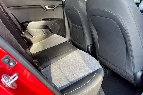 2022 Kia Stonic S YB
