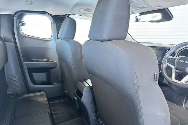 2021 Isuzu D-MAX SX High Ride Rear Wheel Drive