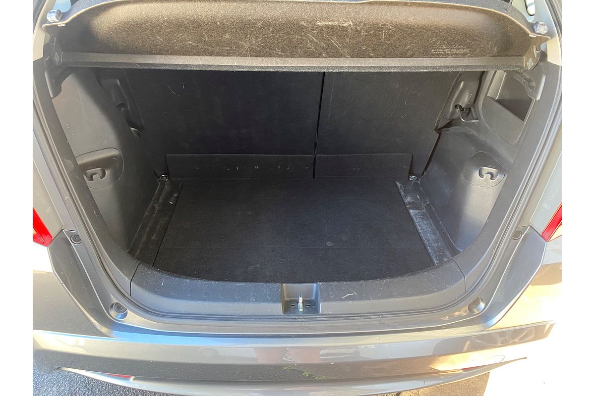 2013 Honda Jazz Vibe GE